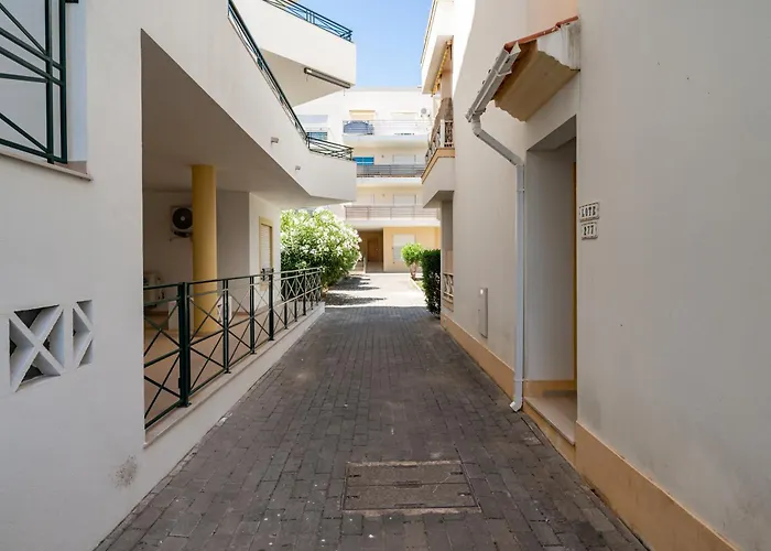 1 Bedroom With Pool Access Apartmán