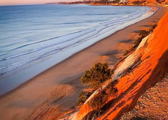 1 Bedroom With Pool Access