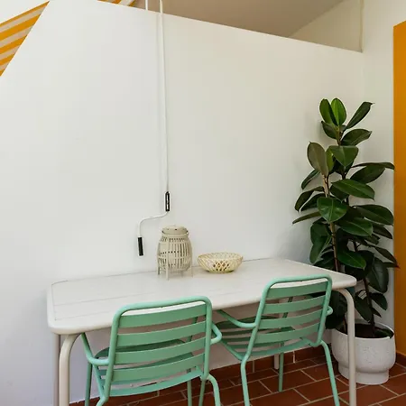 1 Bedroom With Pool Access * Албуфейра