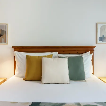 1 Bedroom With Pool Access * Албуфейра