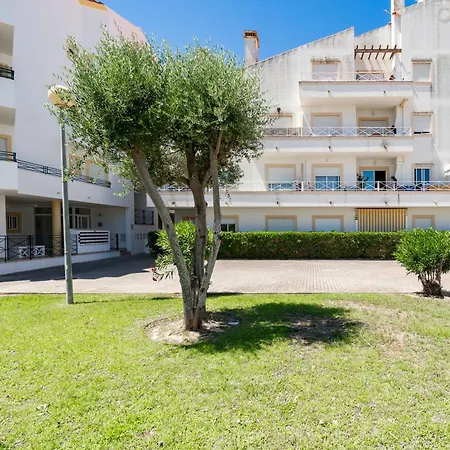 1 Bedroom With Pool Access 아파트